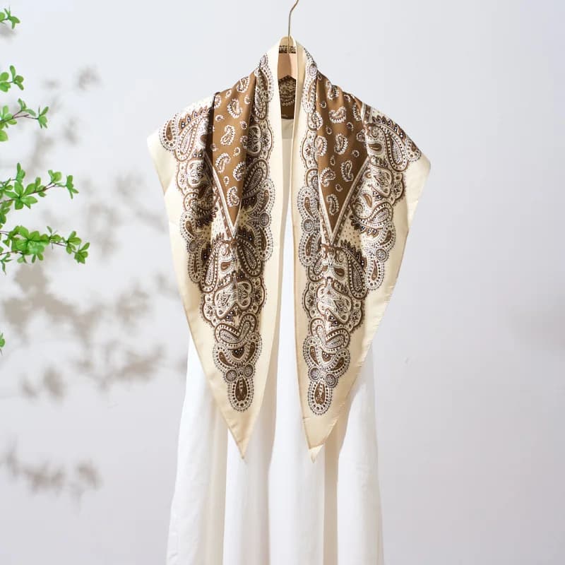 Nuova Sciarpa Triangolare Pellis Retro con Stampa Cashew, da Indossare come Cintura Decorativa, Sciarpa Triangolare in Seta Sintetica per Donna