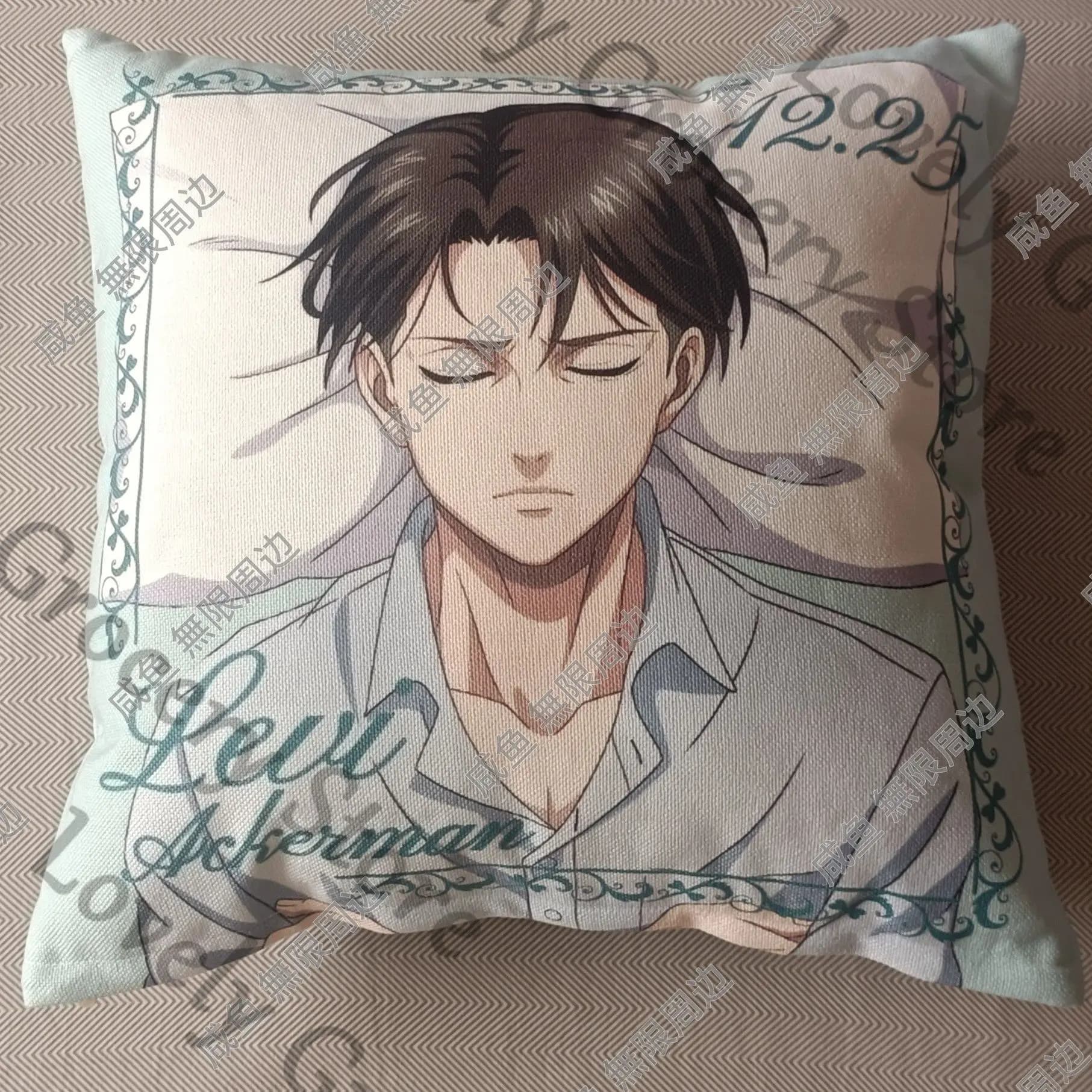 Anime Shingeki No Kyojin Ataque A Los Titanes Levi Ackerman Attacco su Titano Cosplay Cartoon Cuscino di tiro Cuscino della mascotte Regalo