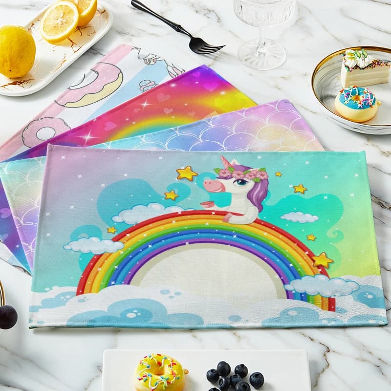 Tovaglietta da pranzo con unicorno di cartone animato, lavabile, da cucina, da bar, decorazione da tavolo, resistente al calore, per bicchiere di vino, tovaglietta carina per bambini