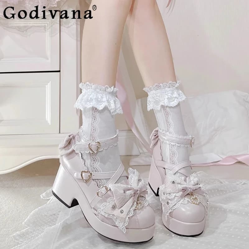 Original Mine Tacchi alti rosa prodotti in massa Autunno Nuovo fiocco in pizzo carino giapponese Mary Jane Scarpe Ragazza Donna Tacchi con plateau Lolita