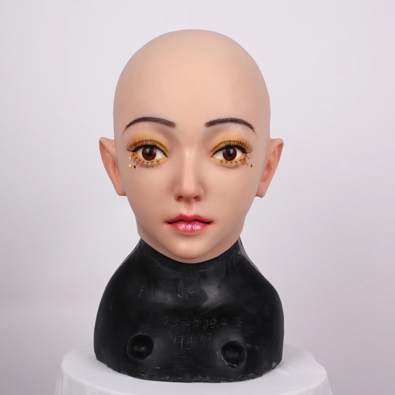 Realistic Beauty Silicone Head Mask Soft Elastic Full Face Mask Men To Women Cosplay Halloween Party Disguise Costume Mask Emily