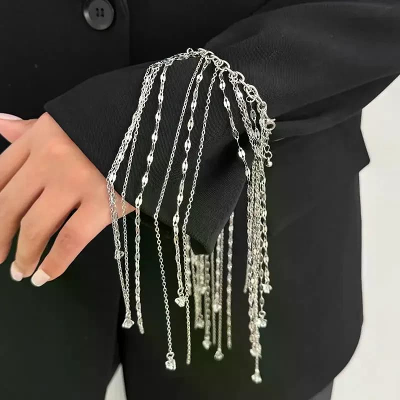 Bracciale alla Moda Creativo con Lunghe Nappe e Motivi Geometrici da Donna, Bracciale a Catena Esagerato, Gioiello da Mano Decorativo, Regalo