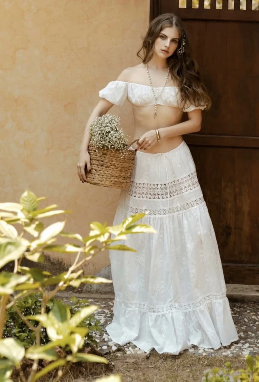 Nuovo Set Estivo con Gonna a Trapezio e Top Halter in Pizzo, Abito Corto alla Moda per Vacanze, in Tessuto di Poliestere