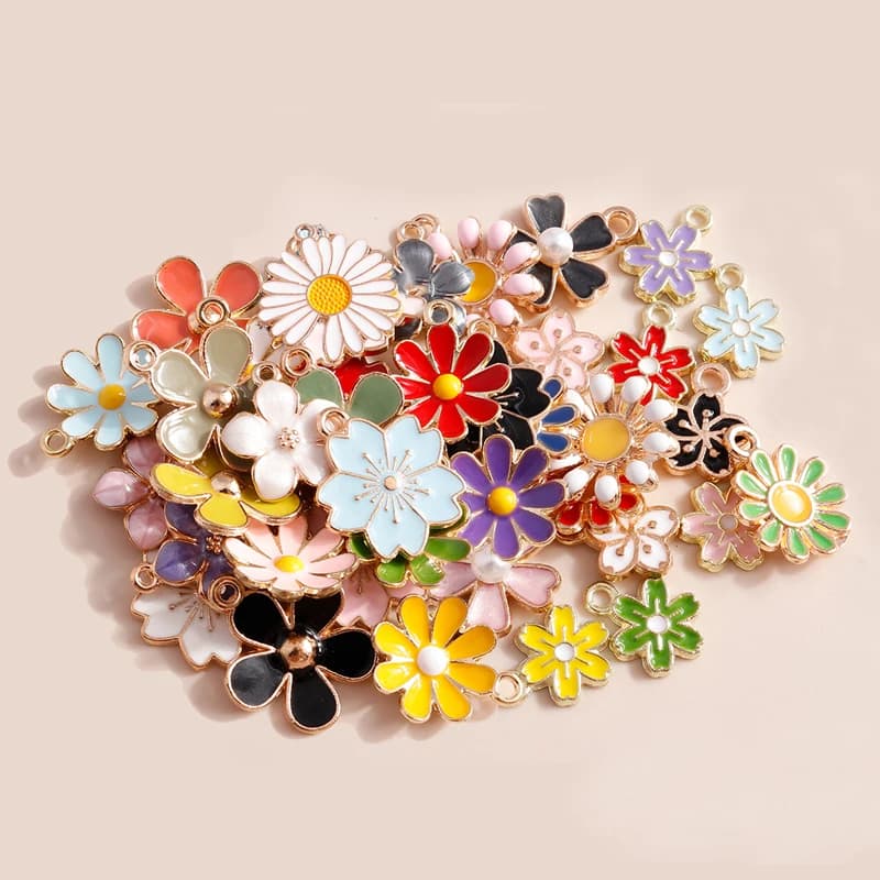 Leslie 10pcs Cute Enamel Sakura Daisy Flowers Charms Pendants for Necklace Bracelet Earring DIY Jewelry Making Accessories