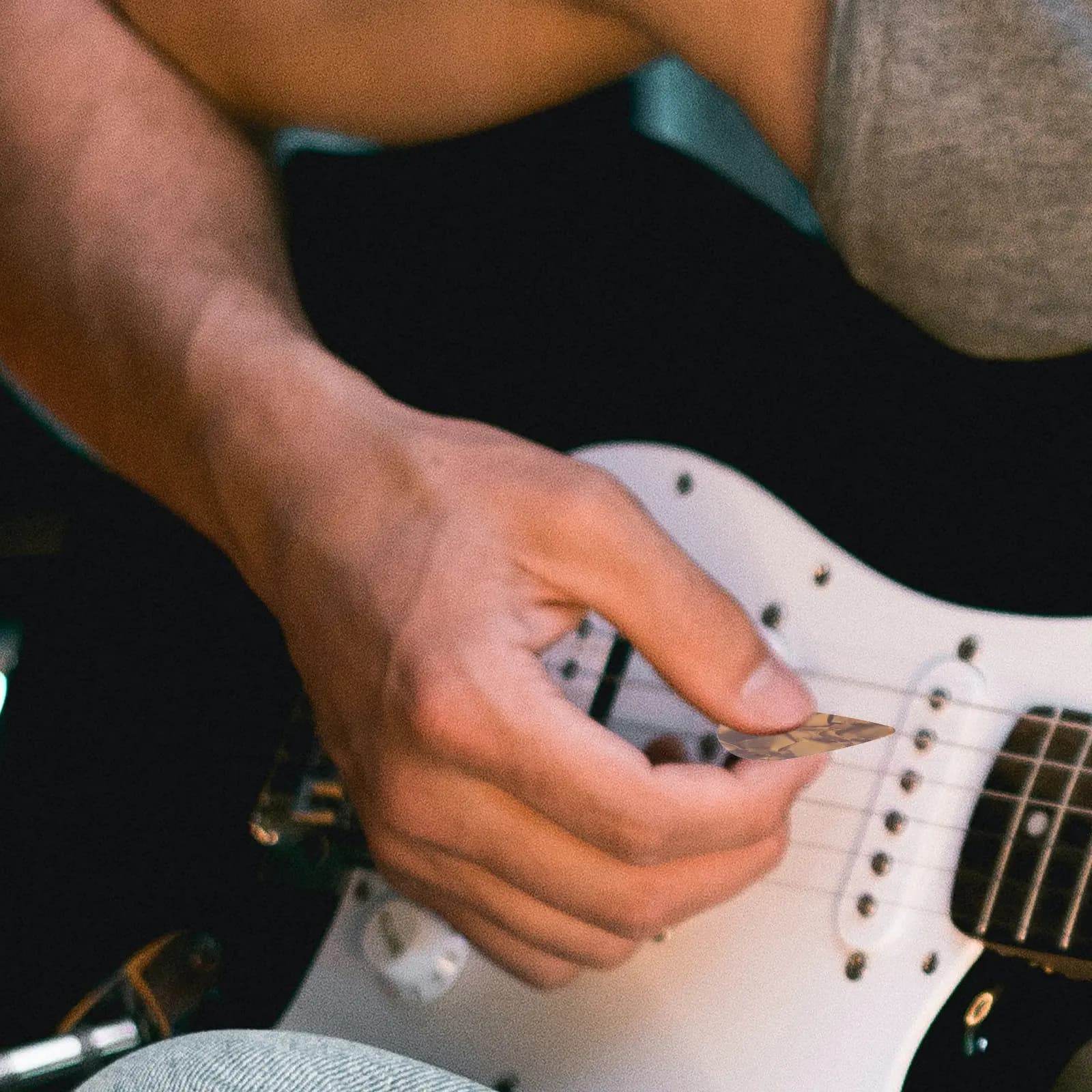 Set di 1 Capo per Chitarra in Metallo, Clip Modificata per Tono, Portatile e Resistente, per Chitarra, Ukulele, Principianti ed Esperti, Accessorio per Strumenti