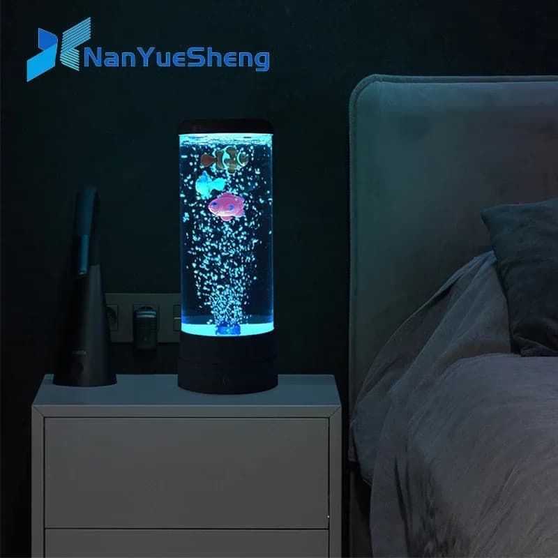Lampada per pesci a LED Luce notturna ambientale Telecomando Cambia colore Luci decorative Acquario Regalo di compleanno per bambini USB