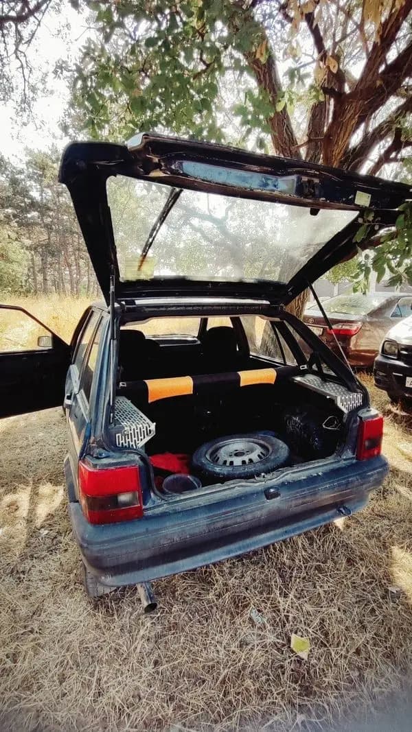 696 MILLIMETRI 2PCS Porta Posteriore Soggiorno Per SEAT Ibiza Mk1 I 021A Hatchback 1984-1993 Portellone Posteriore Boot Molla A Gas Struts Prop Ascensore supporto