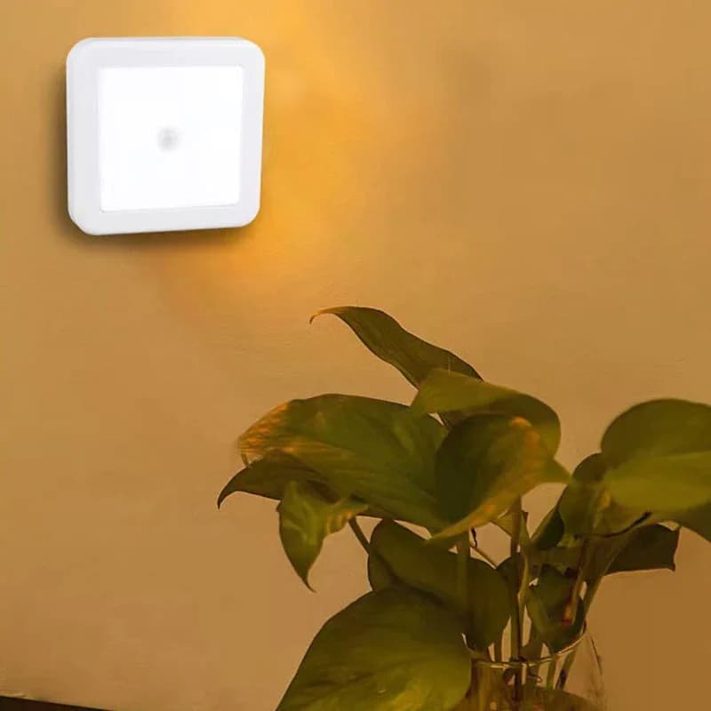 Nuova cameretta del bambino corridoio percorso luce domestica 80 * 80 * 26 mm sensore del corpo umano controllato dal movimento luce notturna a LED intelligente a batteria