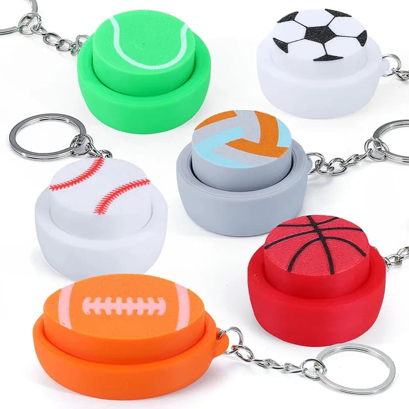 Portachiavi a Forma di Tastiera con Pallina, Giocattoli Antistress con Bolle da Premere, Giochi Sensoriali, Clicker a Forma di Pallone da Basket e Calcio per Bambini e Adulti