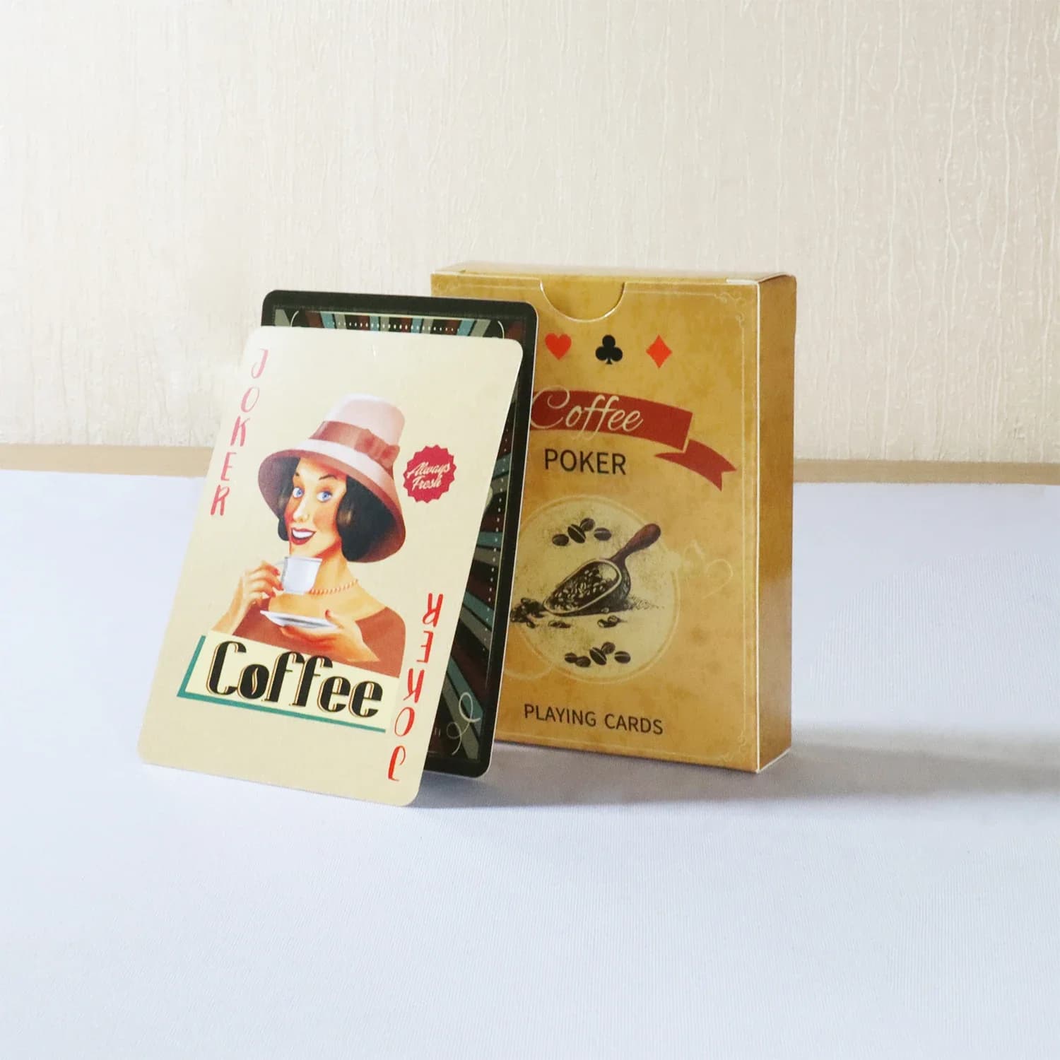 Carte da gioco in carta da caffè Stile vintage 54 carte Mazzo Giochi da tavolo Carta da poker classica retrò per giochi di feste in club di pausa caffè