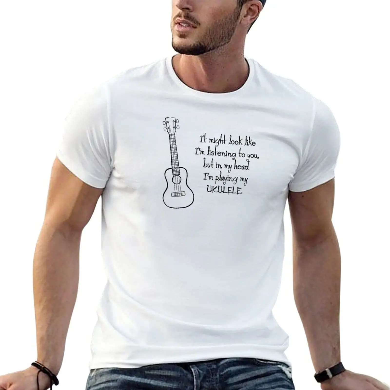 In testa mi immagino a suonare il mio ukulele. T-shirt in cotone da uomo, t-shirt anime, t-shirt oversize da uomo, t-shirt di lusso