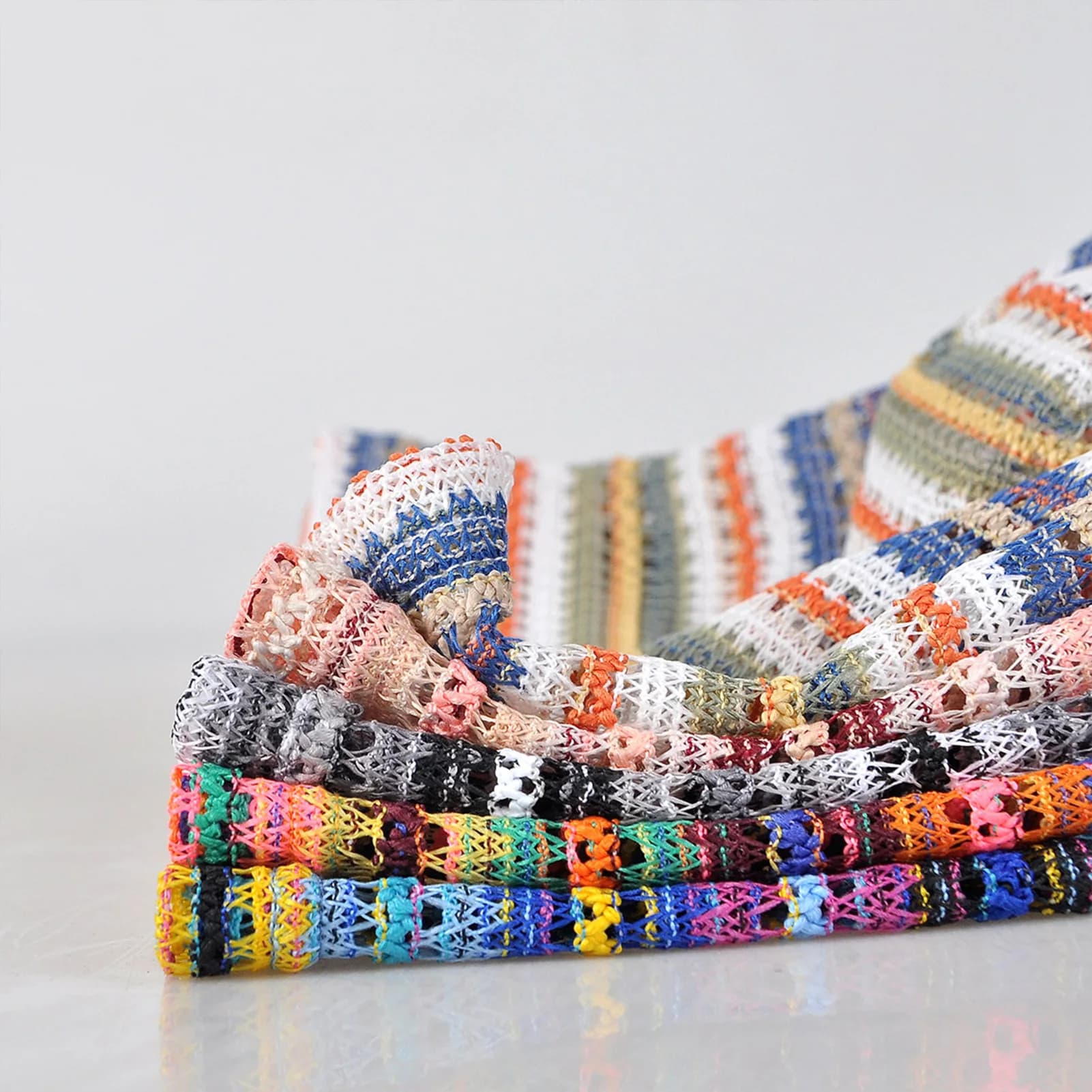 Cappelli Beanie Morbidi e Traspiranti con Motivo a Righe, Cappello Lavorato a Maglia Traforato per Vacanze Estive all'Aperto