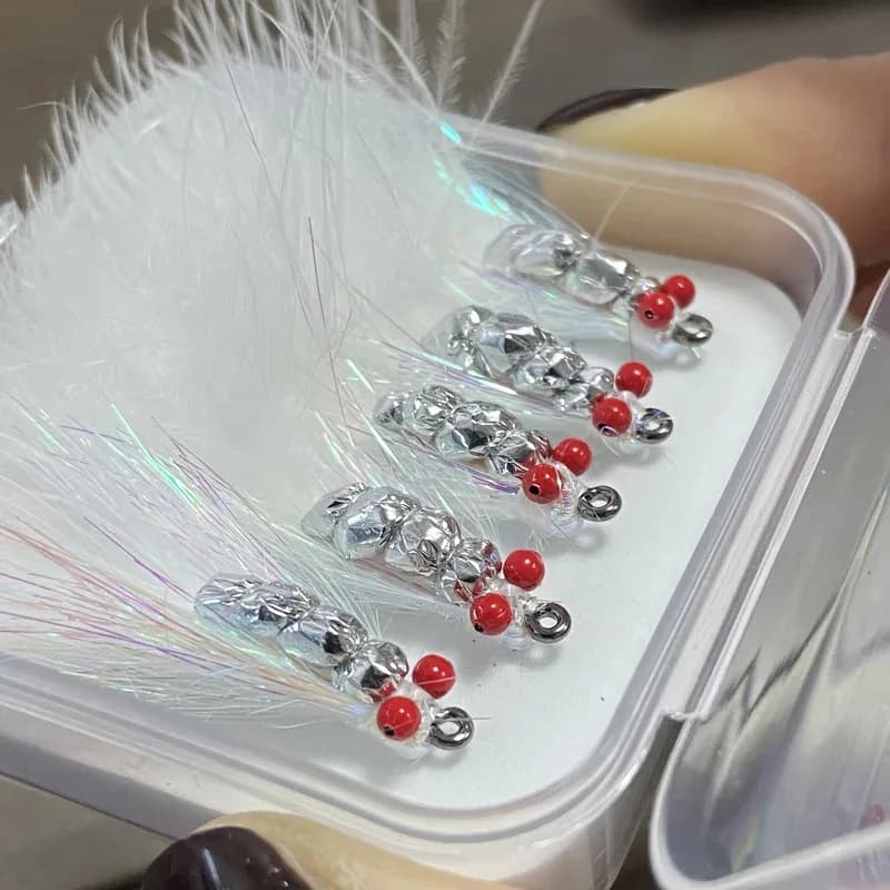 5 pcs/box Charlie Style Ice Fishing Mosque Stars Filanti in Fiber Setosa with Becco Curvo and Coda Bianca for Fish Pansico Persico Fish