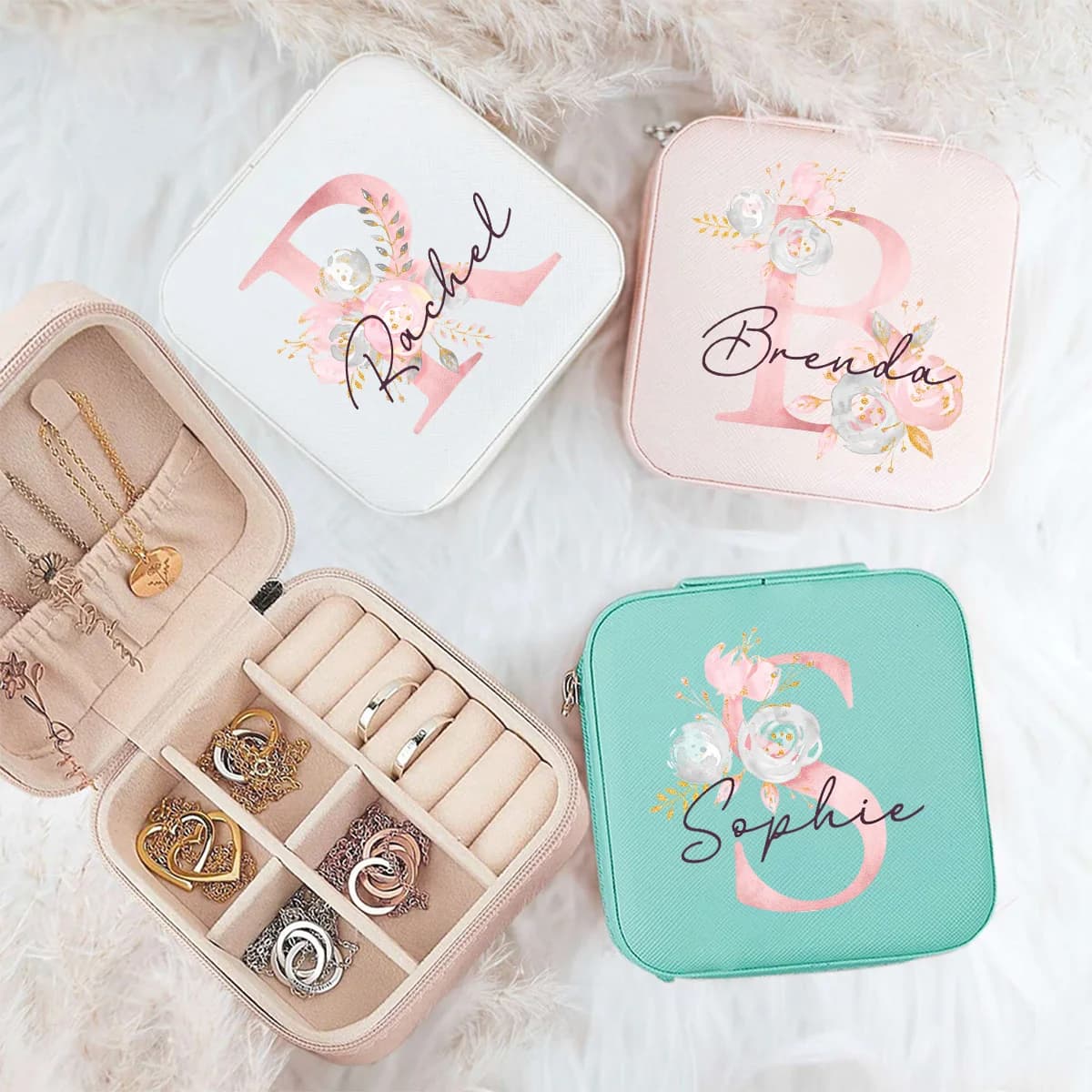 1PC Custom Name Elegant Flower Letter Mini Jewelry Box Women Luxury PU Leather Earrings Ring Storage Organizer Case Gift Giving