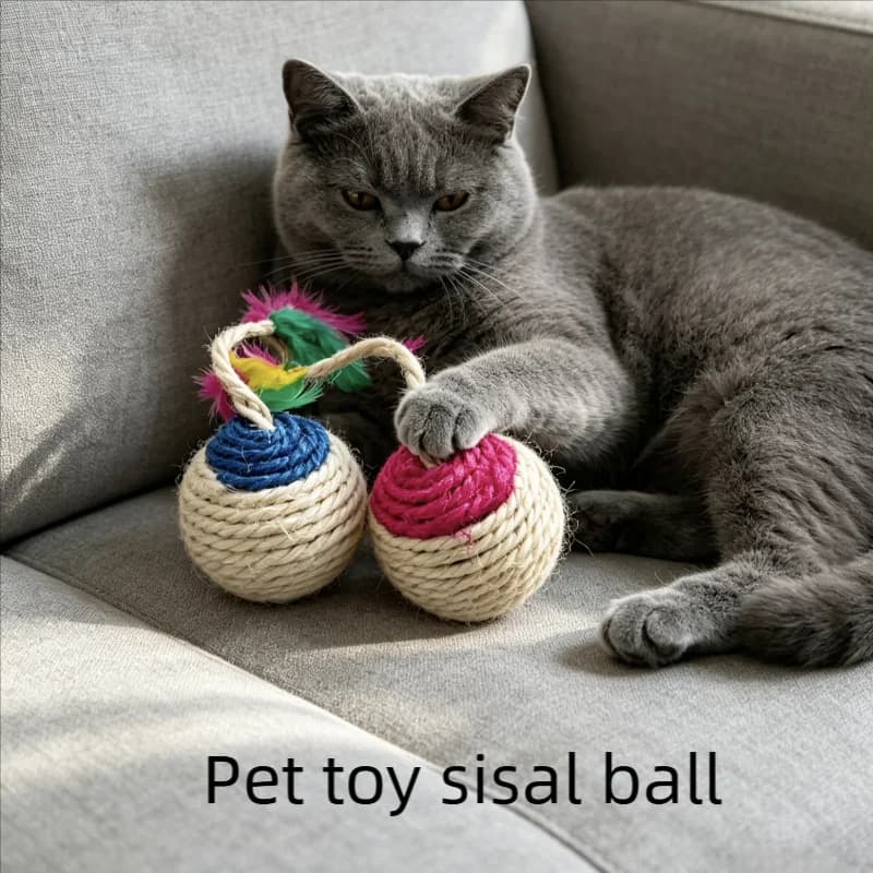 Palla di sisal per gatti con piume - Giocattolo interattivo per gatti per affilare le unghie, pulire i denti, gioco autonimo da interno, gioco per gattini
