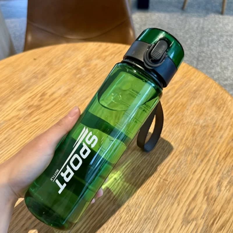 400 ml/560 ml water bottle Seaworthy sports water bottle Portable size without BPA with capacity marking for school office