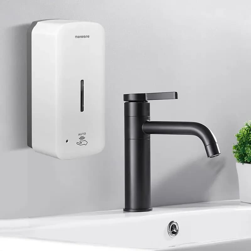 Dispenser automatico di sapone induttivo Disinfettante per le mani in schiuma a parete Dispenser di sapone intelligente in dispenser di sapone da toilette non perforato