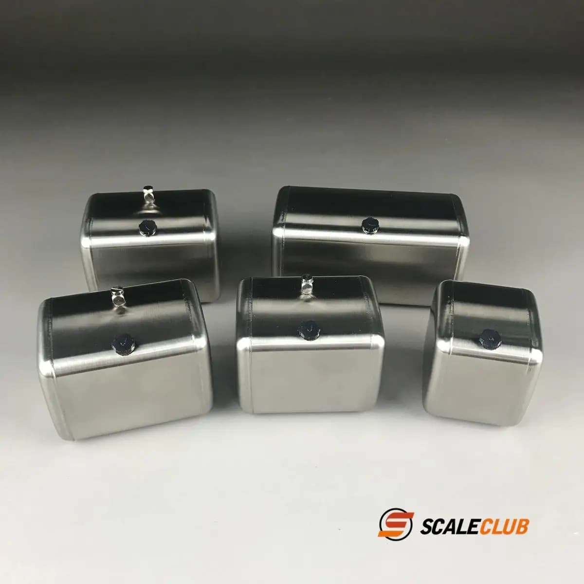 Modello di Camion Trattore Tamiya 1/14 con Serbatoio Idraulico in Acciaio Inox, Parte Decorativa di Aggiornamento in Metallo di SCALECLUB