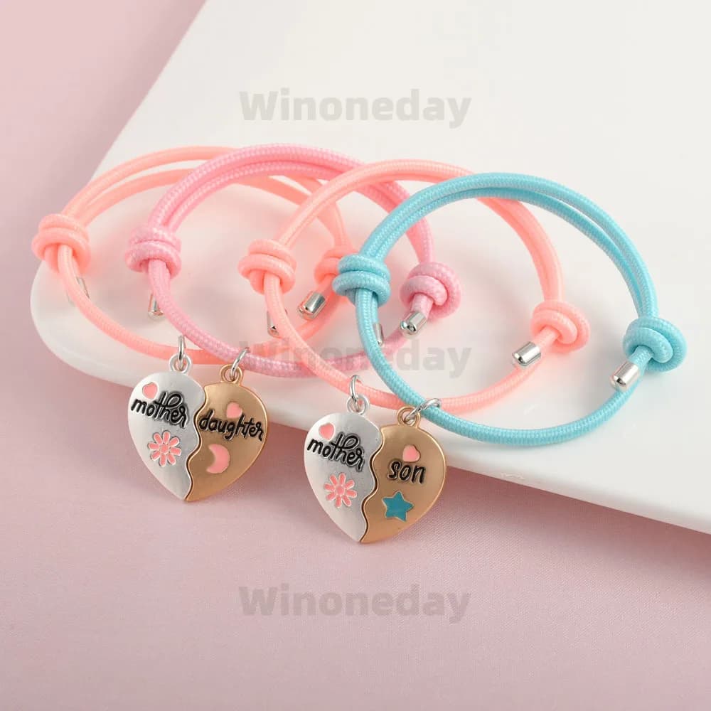 Set of 2 Heart Shape Bracelets with Written 'Mom and Son' or 'Mom and Daughter', Gift for Mother's Day or Best Friends