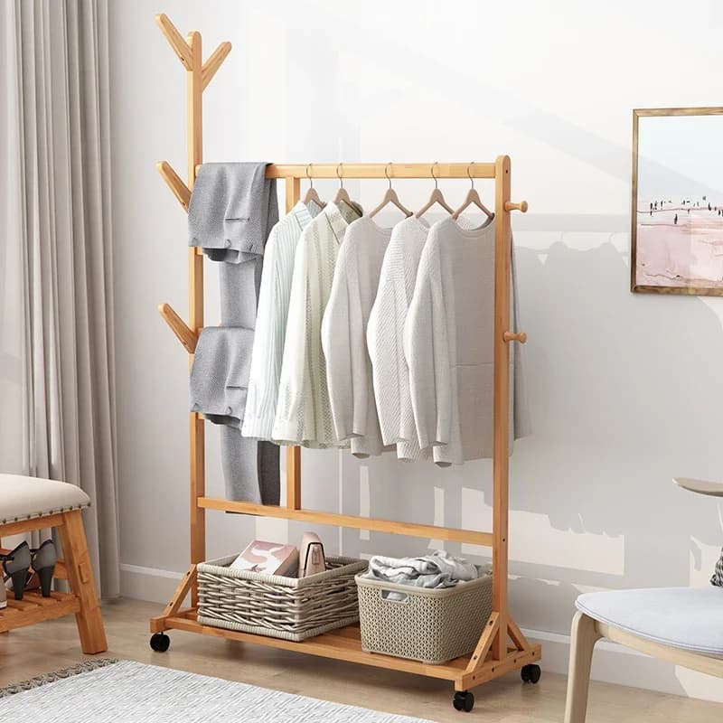 Appendiabiti da interno di design salvaspazio per giacche e capi, ideale per boutique e giardini, arredo per soggiorno