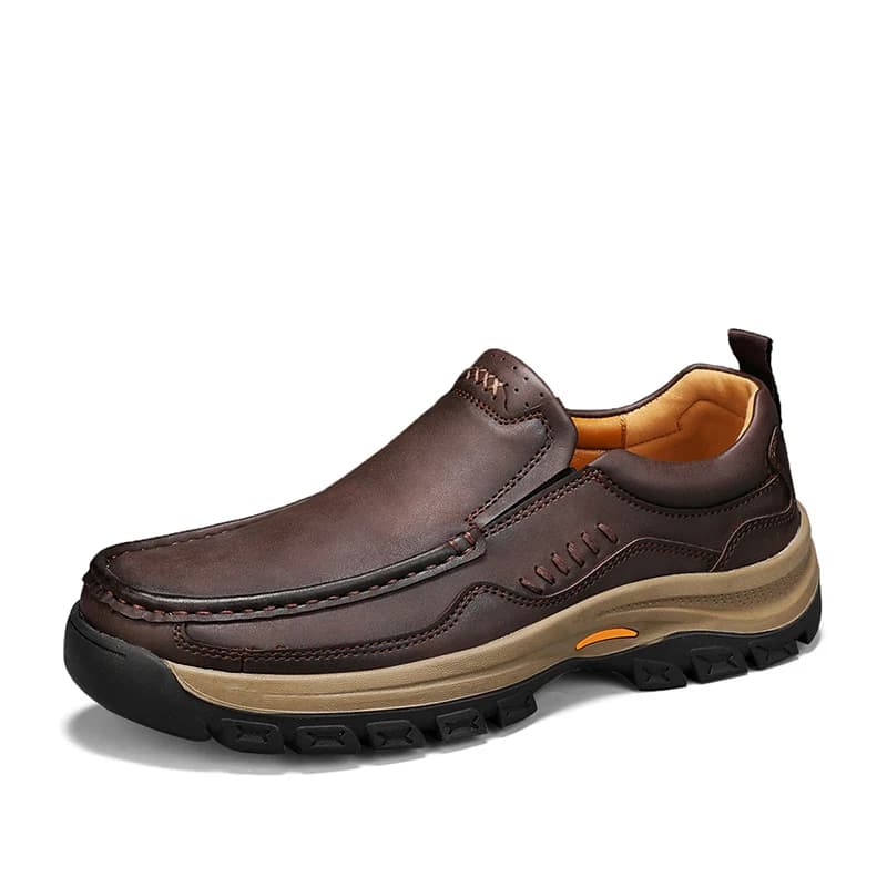 Nuove scarpe da uomo in pelle fatte a mano Slip on da esterno Scarpe casual da uomo Scarpe da guida piatte da uomo di moda Mocassini Scarpe da passeggio