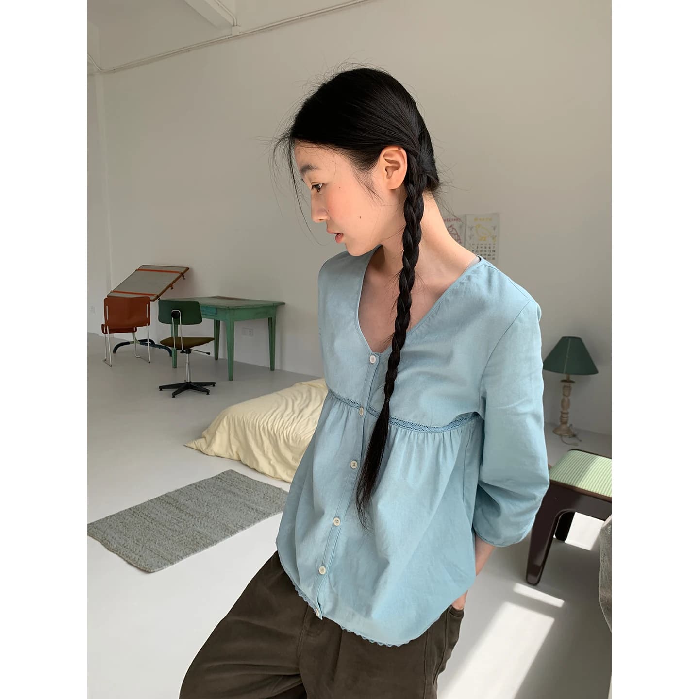 Retro V-neck Doll Shirt Women's Design Sense Small Audience Dyeing Lace Shirt Loose Fit Slimming Effect Plaid Pattern Bubble ...