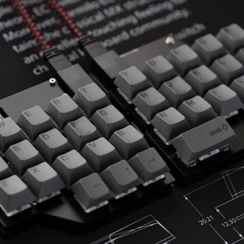 REVIUNG34 Wired Split Keyboard MX Hot Swap VIAL Customized Wired Split Ergonomic Keyboard Gaming and Office Mechanical Keyboards