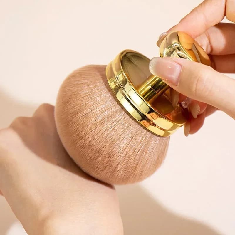 Extra Large Brush for Self-tapping, Oval Brush for Bronzer Gambe, Kabuki Brush for Background Without Imperfections