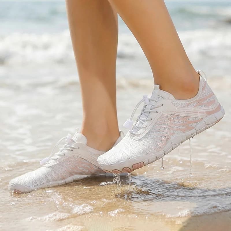 Unisex Water Shoes for Men and Women, for Beach, Swimming, Surfing, Fast Drying, Sports Sneakers Read for Trekking