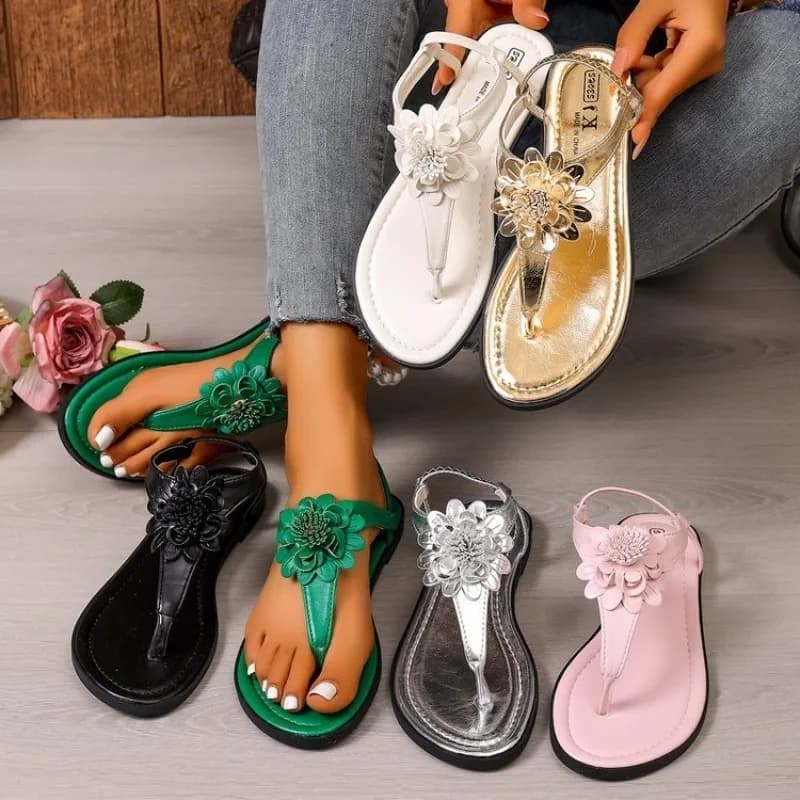 Summer New Arrival Women's Sandals, White Flat Roman Shoes with Sparkle Flowers for An Elegant and Stunning Look