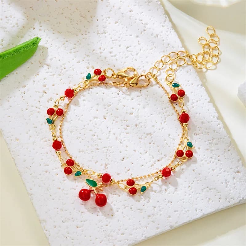 Nuovo braccialetto alla moda con ciliegia rossa da spiaggia estiva per le donne, carino, dolce, con catena in metallo, braccialetto con ciondolo in ciliegia, gioielli per feste, regalo di compleanno