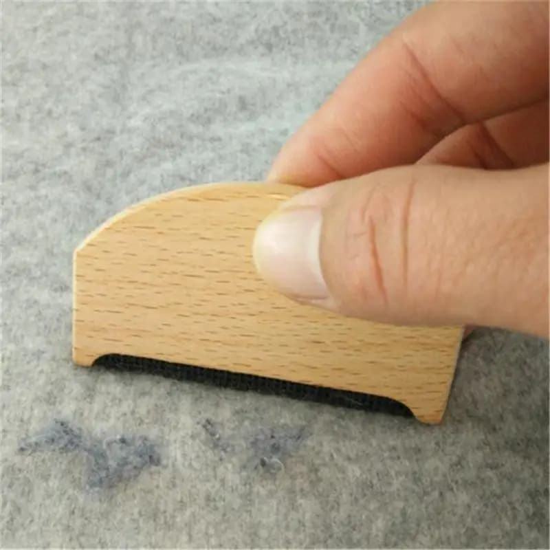 1/2PCS Epilator Sweater Clothes Shaver Fabric Sweater Lint Removers Manual Portable Wooden Lint Trimmer Comb Shaver