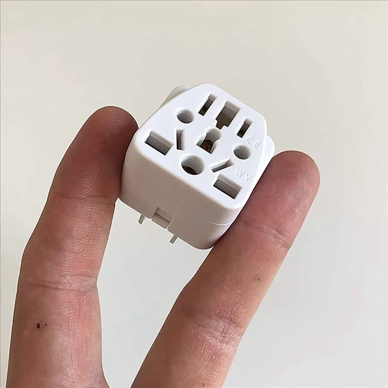 Hot-5X Adattatore per presa da viaggio USA EU/UK/AU/In/CN/JP/Asia/Italia/Brasile verso USA (tipo B), spina USA a 3 poli, convertitore caricabatterie bianco