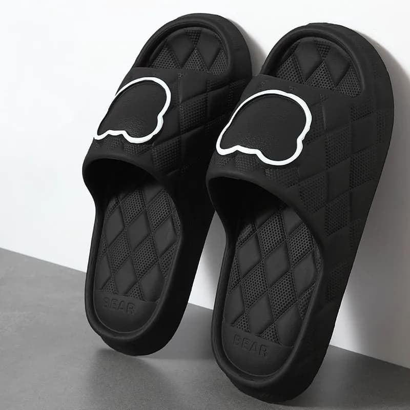 Big Size 48 49 Suola spessa Summer Beach Slides Uomo Bagno Pantofola antiscivolo Sandali morbidi Moda Donna Infradito Cartoon Bear Shoe