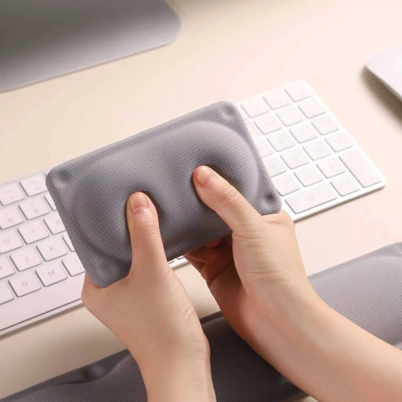 Tappetino per mouse con poggiapolsi in silicone, tappetino per mouse da ufficio, piccolo poggiapolsi da scrivania, poggiapolsi, tridimensionale