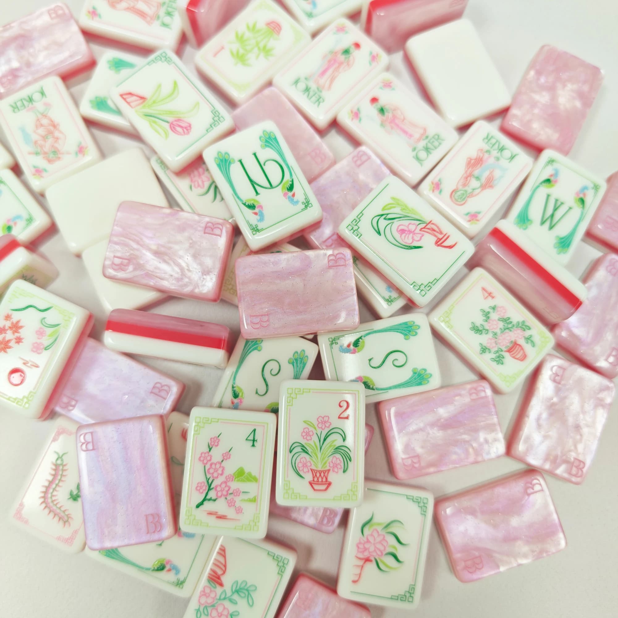 Mother Pearl American Mahjong Set Vintage Design 160/166 Tiles Custom Acrylic Mahjong Cultural Style Family Party Gift