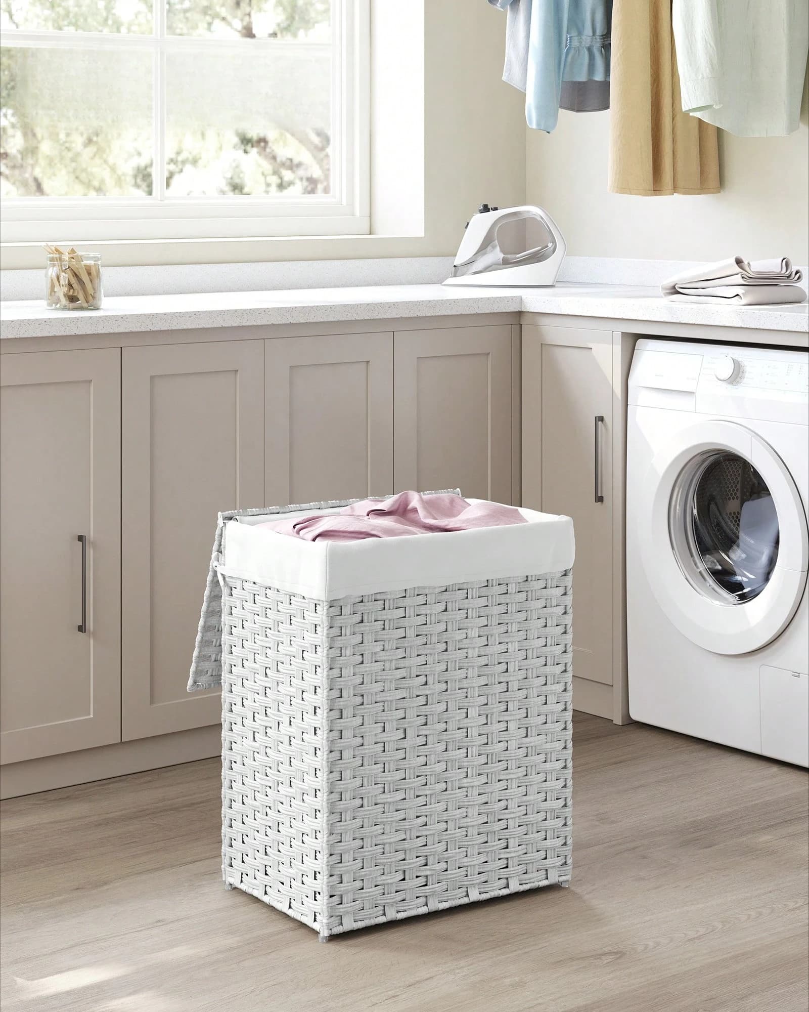 90L Handwoven Laundry Hamper Modern Light Grey Synthetic Rattan Wicker Dirty Clothes Basket Storage Organizer Unit With Lid Handles Removable Washable Liner Bag Foldable For Laundry Room Bedroom Bathroom Housewarming Gift