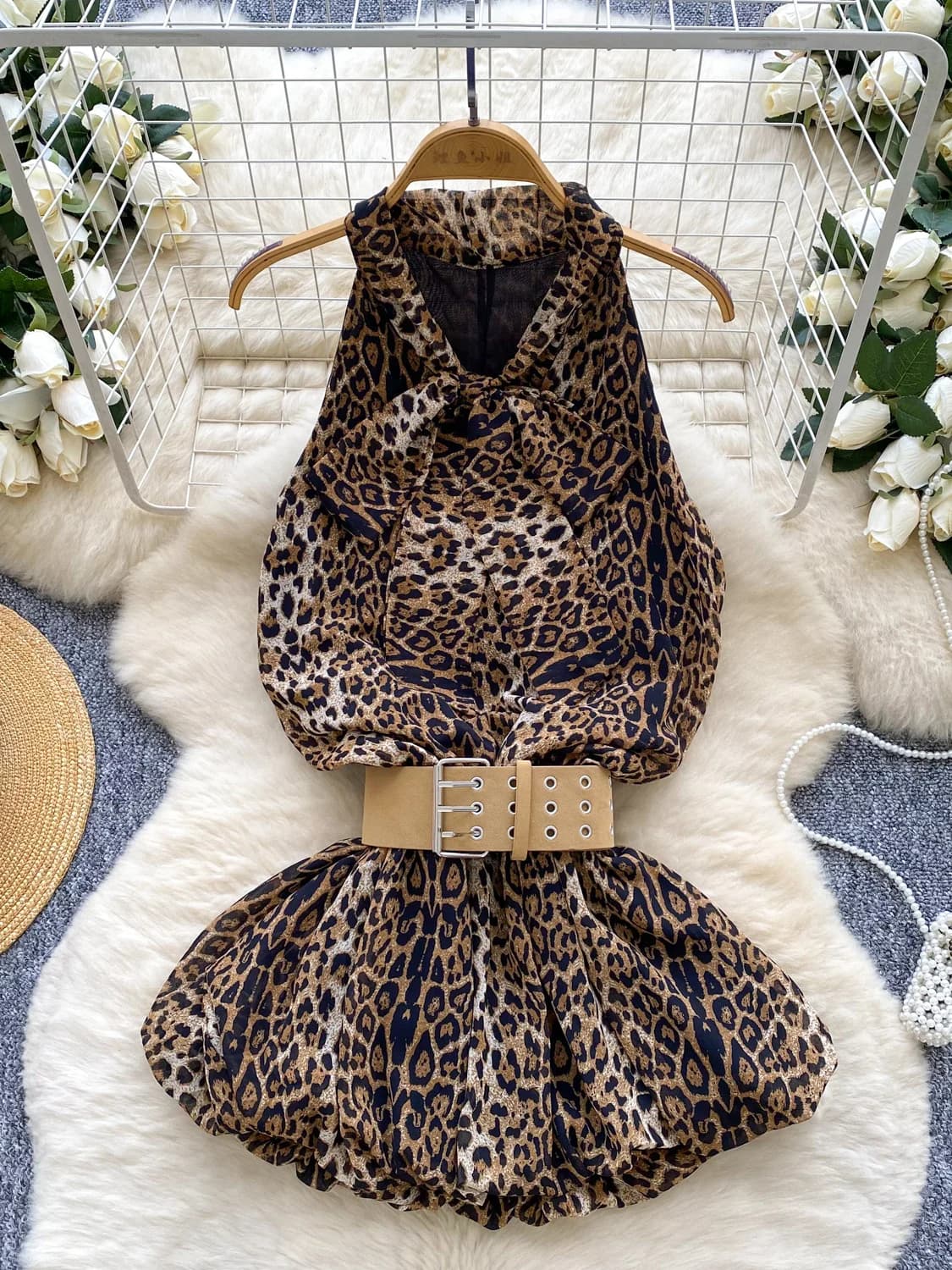 Top Trendy con Stampa Leopardata Senza Maniche da Donna, Nuovo Stile Estivo con Cintura e Laccetti, per Serate in Discoteca, Elegante e alla Moda