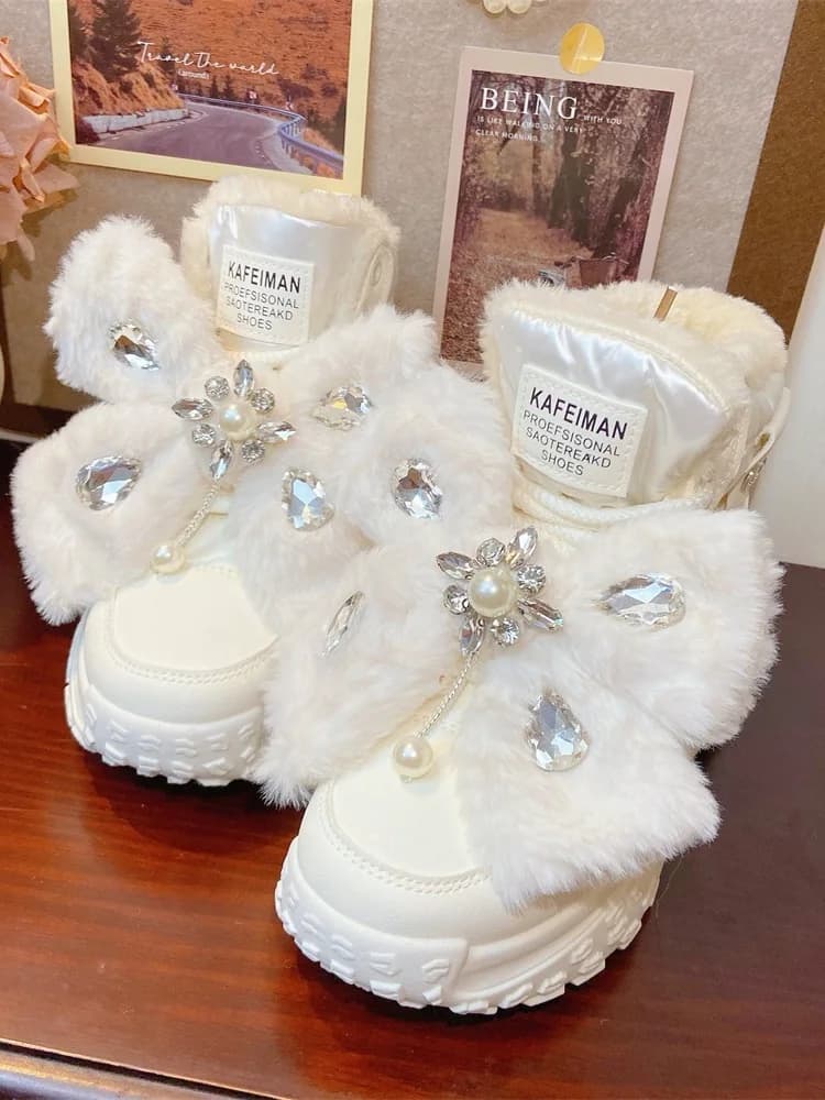 Winter snow boots 2025 New white cotton boots with thick sole 5 cm thick Addensated Warm casual shoes Fashion cute