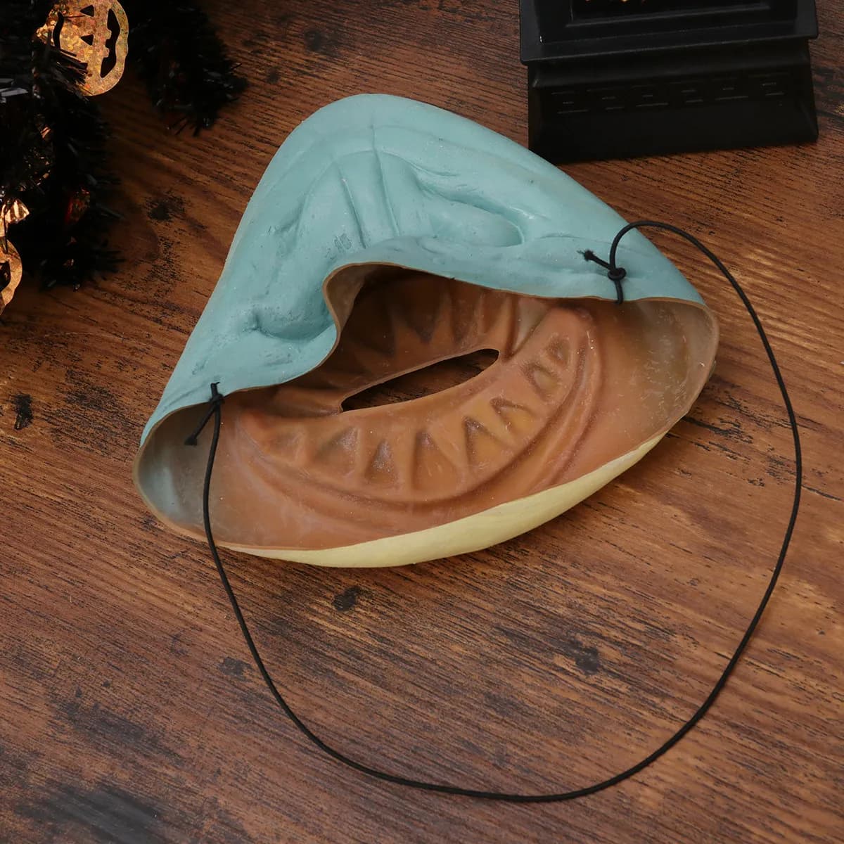 Shark Mouth Half Face Mask Natural Latex Funny Halloween Costume Party Cosplay Performance Creepy Prop Costume