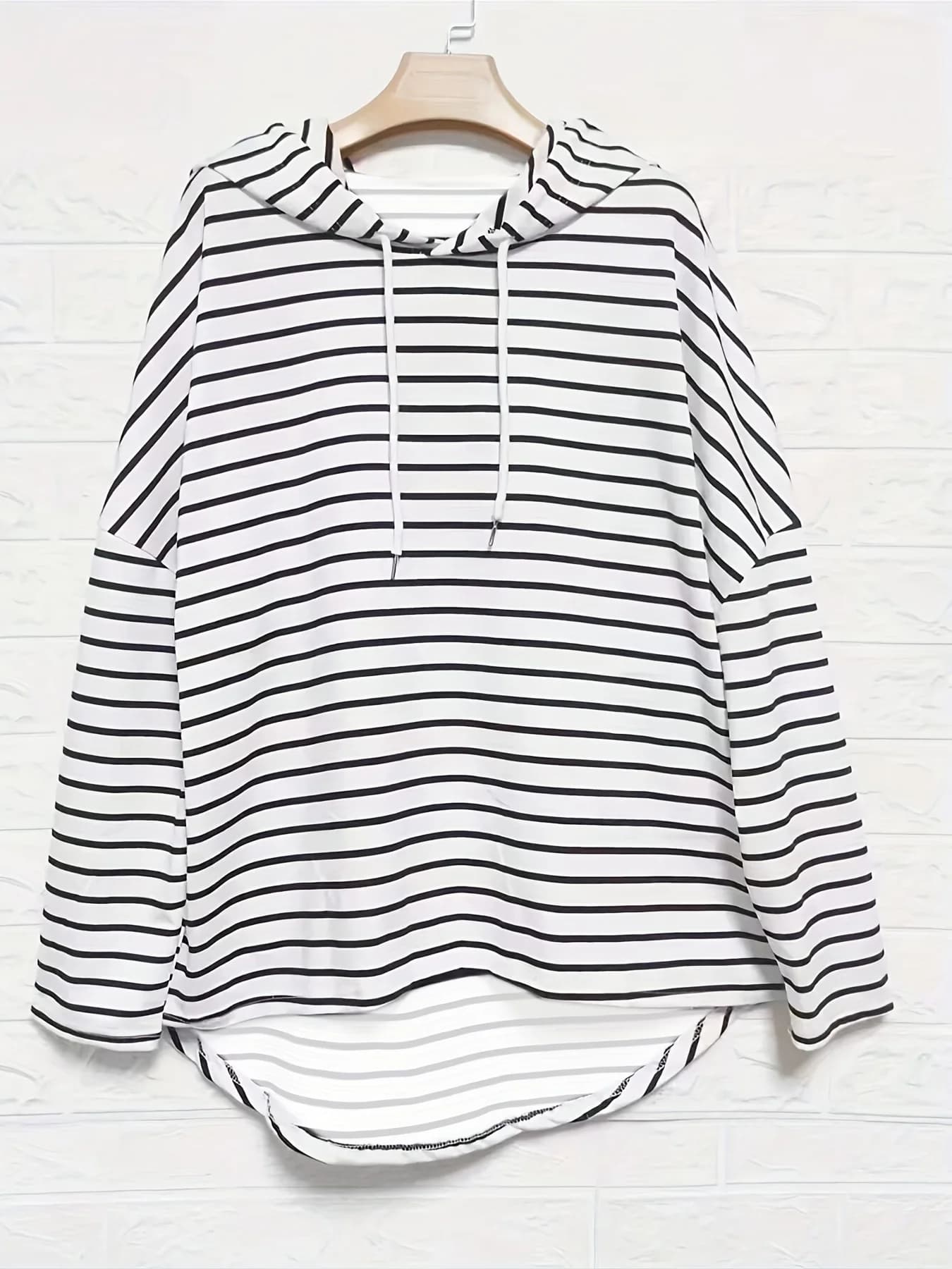 Plus Size Women's Striped Hoodie Casual Long Sleeve Top Comfortable Lightweight Pullover Perfect for Layering or Solo Wear