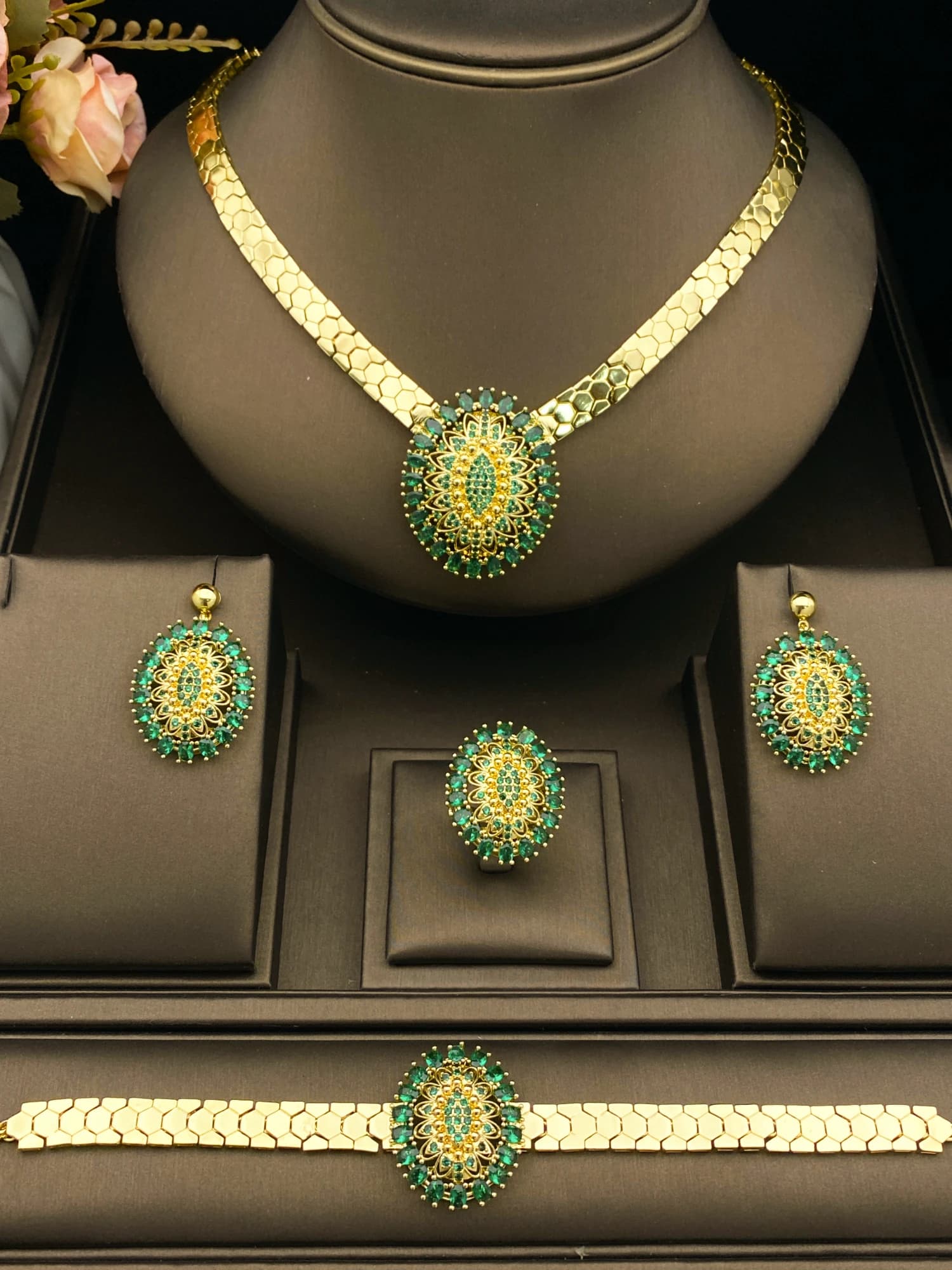JRH 4 pezzi set di gioielli per banchetti etiopi da donna con zirconi brillanti collana in rame placcato oro anello orecchini braccialetto