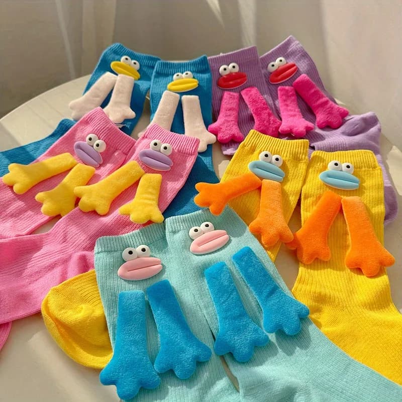 2Pairs Cute Novelty Cartoon Holding Hands Socks, Warm Cozy Winter Autumn Stackable Socks with Ugly Cute Sausage Mouth Design, Dopamine Color Socks, Creative Gift for Boyfriend & Girlfriend