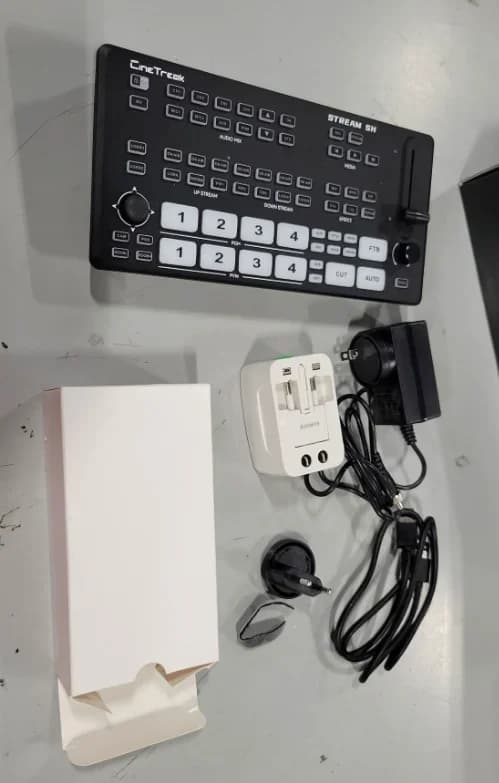 Offerta 2025: Spedizione dagli USA - CineTreak STREAM SH Switcher Video All-in-one per Live Streaming, Deck Video Multi-soluzione a 5 Canali