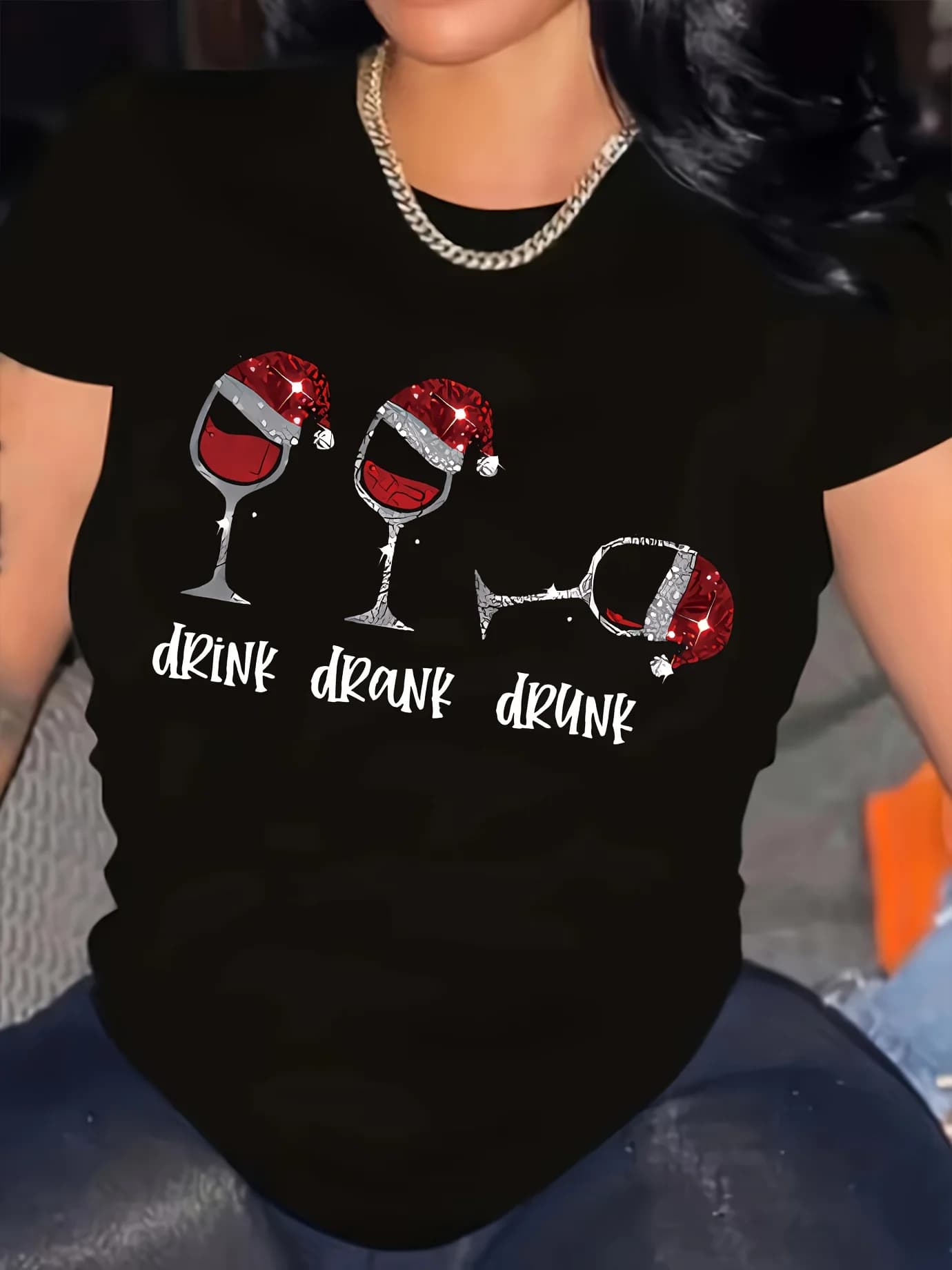 T-shirt da donna con lettera grafica T-shirt con una tazza T-shirt natalizia per donna T-shirt natalizia natalizia con fiocco per donna