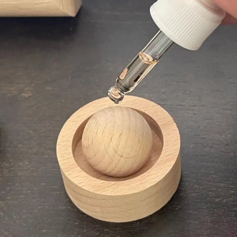 Diffusore di Oli Essenziali per Auto e Casa in Legno, Mini Diffusore di Fragranze Naturali Adatto per Camera da Letto, Soggiorno, Bagno