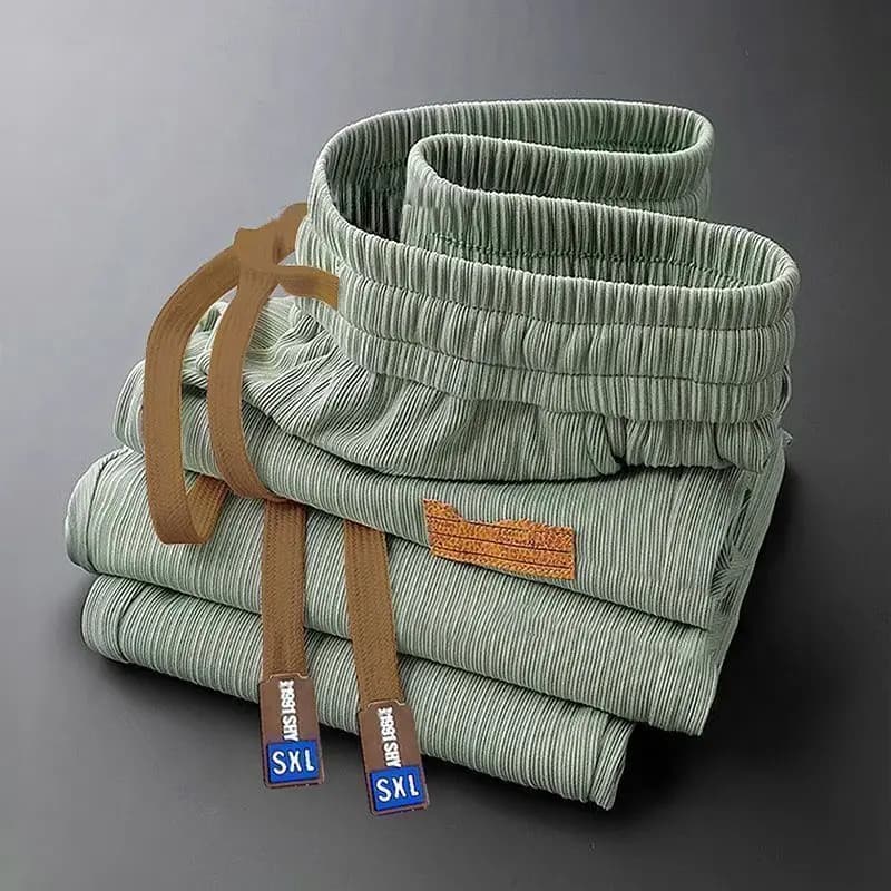 Pantaloni casual da uomo Pantaloni ultrasottili Pantaloni larghi da uomo a sezione dritta drappeggiati in seta di ghiaccio Pantaloni casual sportivi a gamba larga adatti
