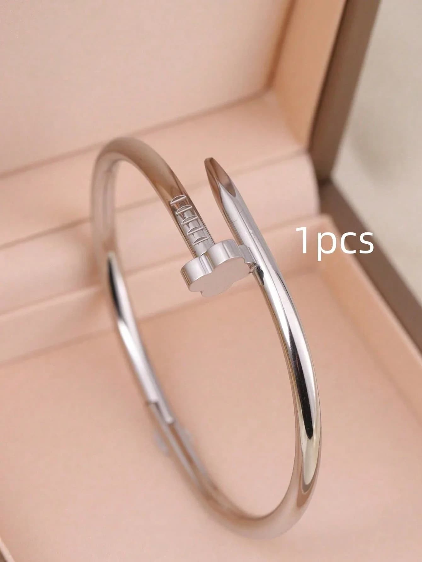 Bracciale a polsino in acciaio inossidabile con quadrifoglio e zirconi per donna
