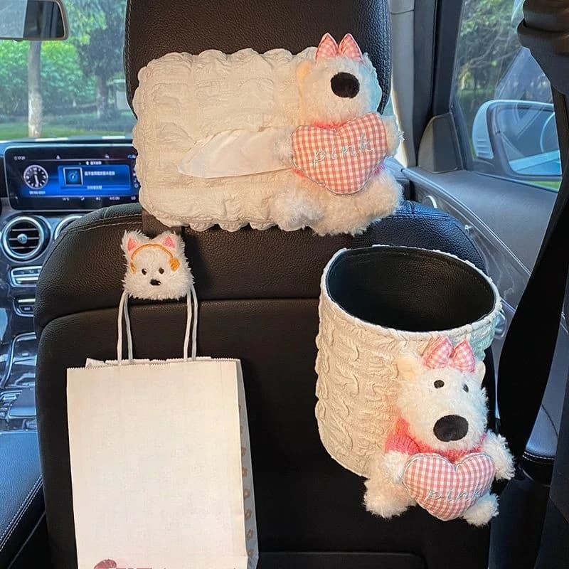 Set di scatole per fazzoletti di peluche per auto Simpatico cartone animato appeso Accessori per decorazioni per auto Regalo ideale Scatola per fazzoletti con design a scatto, gancio e cestino Set