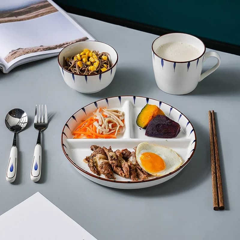 Shared Plate Family Japanese breakfast for children Quantity meals dish for weight loss Plate divided into three grids Flat plates